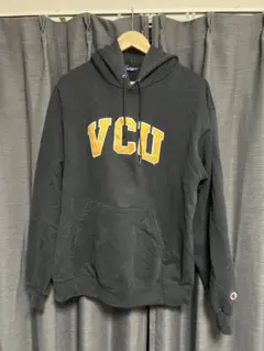 Champion VCUロゴ グレーパーカー　古着