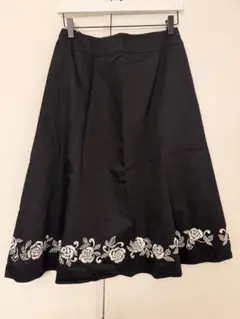 LAURA ASHLEY 黒 フレアスカート サイズ13