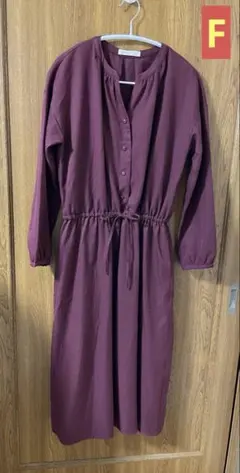 【値下げ】ショコラフィネローブ 長袖ワンピース ボルドー×無地　F