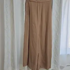 gu ワイドパンツ