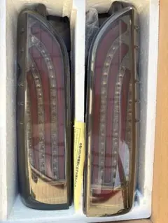 ハイエース ライト