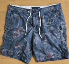 Abercrombie & Fitch アバクロ　花柄 ショートパンツ Sのサムネイル