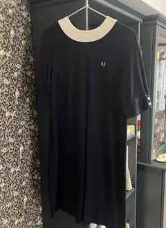 フレッドペリー ネイビー ワンピース 半袖　FRED PERRY ファッジ