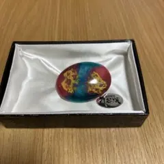 九谷焼　マーブル模様のオーバルブローチ