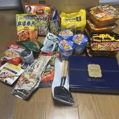 食品まとめ売り　カレー　カップ麺のサムネイル