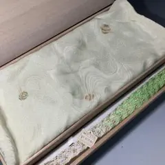 美品 高級 帯揚げ 帯締め セット エメラルド グリーン 地紋 染