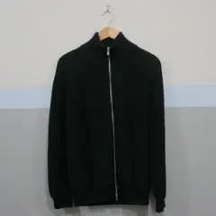 バトナー ニット
