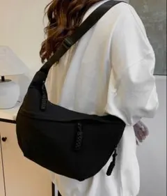 ブラック 黒 ナイロン サコッシュ ショルダーバッグ