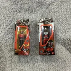 【新品・未開封】 仮面ライダー ソフビパッケージチャーム (龍騎、クウガ)