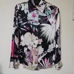 フェラガモシルクブラウス