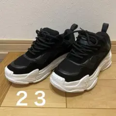 厚底スニーカー23