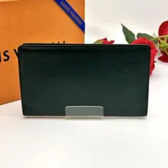 ルイヴィトン タイガ アジェンダ ポッシュ 手帳 カバー 長財布 カード入れのサムネイル