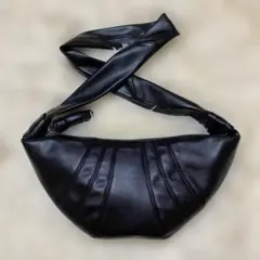 な*こ様 LEMAIRE クロワッサンバッグ small スモール な*こ様 LEMAIRE クロワッサンバッグ small スモール - メルカリ
