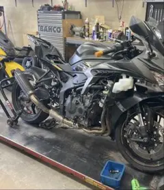 2026年最新】AKRAPOVIC バイク マフラーの人気アイテム - メルカリ