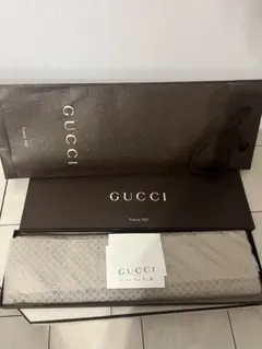 GUCCI ネクタイ 青黒ストライプ