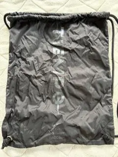 TIEMPO ブラック ドローストリングバッグ