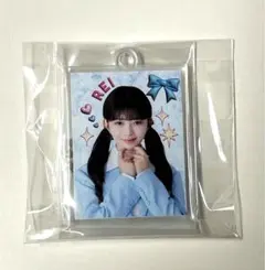 IVE アイブ 撮りおろしフォトアクリルキーホルダー　REI（レイ）