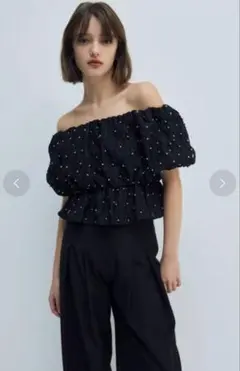 新品タグ付きeimy istoireシアージャガードスタッズオフショルトップス