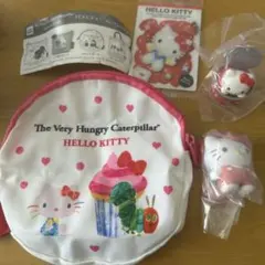 サンリオ　ハローキティガチャ 3種、 カードの4種セット