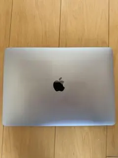 MacBook Air M1 2020 8GB 本体