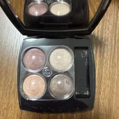 CHANEL レキャトルオンブル42 セデュクシオン　アイシャドウ