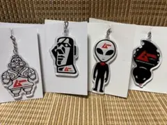 月刊ムー アクリルキーホルダー E とC A とF 4個セット