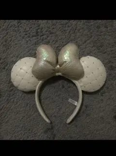 ミッキー型カチューシャ クリーム色 パール リボン