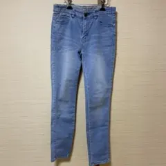 スキニーデニム ライトブルー