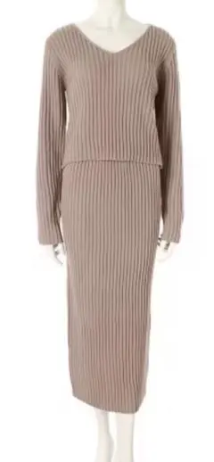 fifth Vネックリブセットアップ　ベージュ