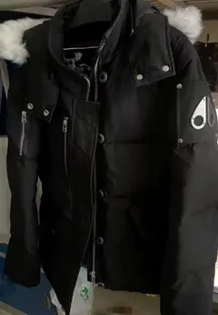 MOOSE KNUCKLESブラックダウンジャケット