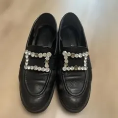 ビジュー付き　黒ローファー　ダイアナ　DIANA