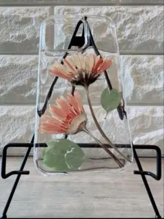 ハンドメイド 押し花デザイン iPhone16pro専用ケース