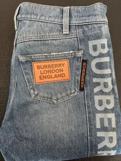 BURBERRY ロゴプリント デニムパンツのサムネイル