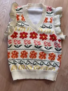 花柄フリルニットベスト　裏起毛　キッズ　100〜110