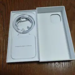 iPhone15ケーブル付空箱