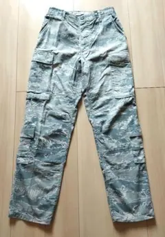 米軍放出品 ミリタリー ワークパンツ カーゴパンツ デジカモ 横田基地 空軍