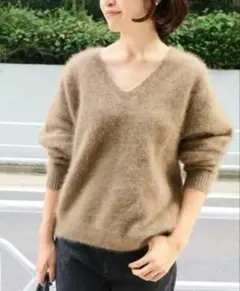 12/5まで値下げ‼️IENA ラクーンVネックニット
