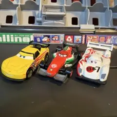 カーズ　トミカ　カーボンレーサータイプ　6台セット Cars TOMICA Francesco Bernoulli Raoul Sa Rule Max Schneill