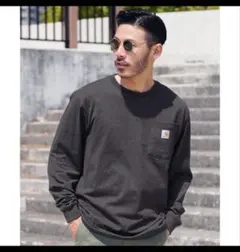 カーハート♪人気　ポケット付き　BIGサイズ　長袖Tシャツ　Sサイズ　ブラック