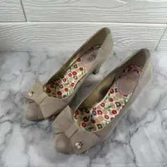 ANNA SUI ベージュ リボン ハイヒール　22.5㎝のサムネイル
