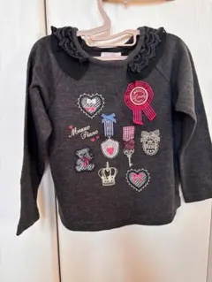 刺繍付きグレーのカジュアルトップス