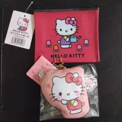 ハローキティクッションキーホルダー＆ミニフラットポーチ