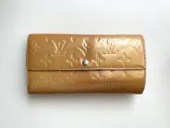 ルイヴィトン　ヴェルニ　ポルトフォイユ サラ　長財布