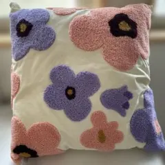 フライングタイガー　花柄クッション　新品