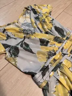 スーナウーナ 水彩柄シャーリングワンピース M