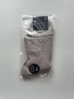 【新品未使用】BURBERRY ベージュソックス22〜24㎝