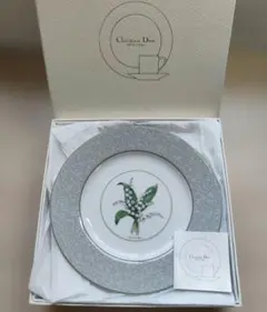 2025年最新】Christian Dior 食器の人気アイテム - メルカリ