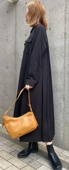 ちびまる子様　ご専用 a.v.v バックプリーツ ワンピース ブラック　 S