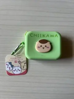 ちいかわ　ミニシリコンポーチ　くりまんじゅう