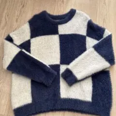 ネイビー ニット